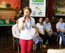 A Emater, órgão da Secretaria de Estado da Agricultura, e a Prefeitura de Apucarana promovem nesta quinta-feira (20) o 23° Encontro Regional da Mulher Rural, que reúne mais de 500 agricultoras e trabalhadoras do campo de 13 municípios da região. Apucarana, 20/10/2016.Foto: Divulgação Emater