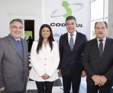 Governador Beto Richa e a Secretária da Familía e Desenvolvimento Social, Fernanda Richa, participam da Reunião com os governadores que compõem o Conselho de Desenvolvimento e Integração Sul (Codesul), José Ivo Sartori, (Rio Grande do Sul), Raimundo Colombo (Santa Catarina) e Reinaldo Azambuja, representado pela vice-governadora, Rosiane Modesto de Oliveira (Mato Grosso do Sul), no Palácio Iguaçu, em Curitiba