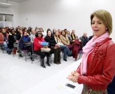 Secretária da Família e Desenvolvimento Social, Fernanda Richa, participa de encontro de gestores na Casa da Mulher Brasileira - Foto: Rogério Machado/SECS