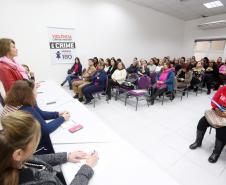 Secretária da Família e Desenvolvimento Social, Fernanda Richa, participa de encontro de gestores na Casa da Mulher Brasileira - Foto: Rogério Machado/SECS