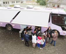 Ônibus Lilás orienta sobre direitos das mulheres em seis municípios - Foto: Aliocha Maurício/SEDS