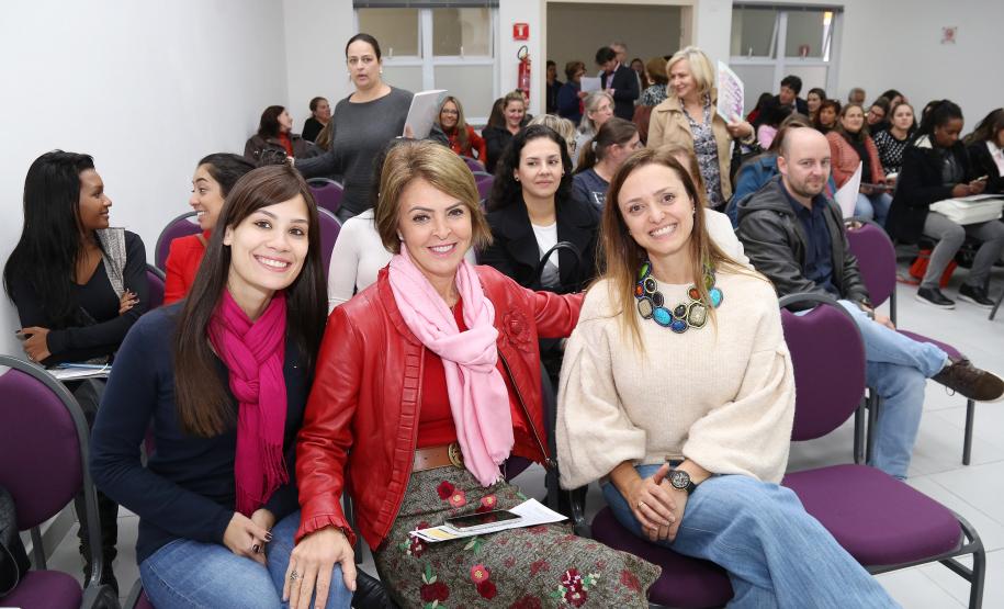 Secretária da Família e Desenvolvimento Social, Fernanda Richa, participa de encontro de gestores na Casa da Mulher Brasileira - Foto: Rogério Machado/SECS