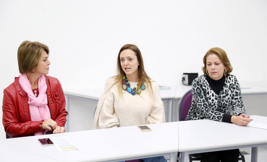 Secretária da Família e Desenvolvimento Social, Fernanda Richa, participa de encontro de gestores na Casa da Mulher Brasileira - Foto: Rogério Machado/SECS