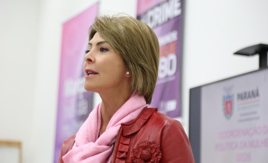 Secretária da Família e Desenvolvimento Social, Fernanda Richa, participa de encontro de gestores na Casa da Mulher Brasileira - Foto: Rogério Machado/SECS