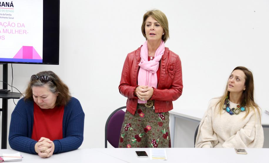 Secretária da Família e Desenvolvimento Social, Fernanda Richa, participa de encontro de gestores na Casa da Mulher Brasileira - Foto: Rogério Machado/SECS